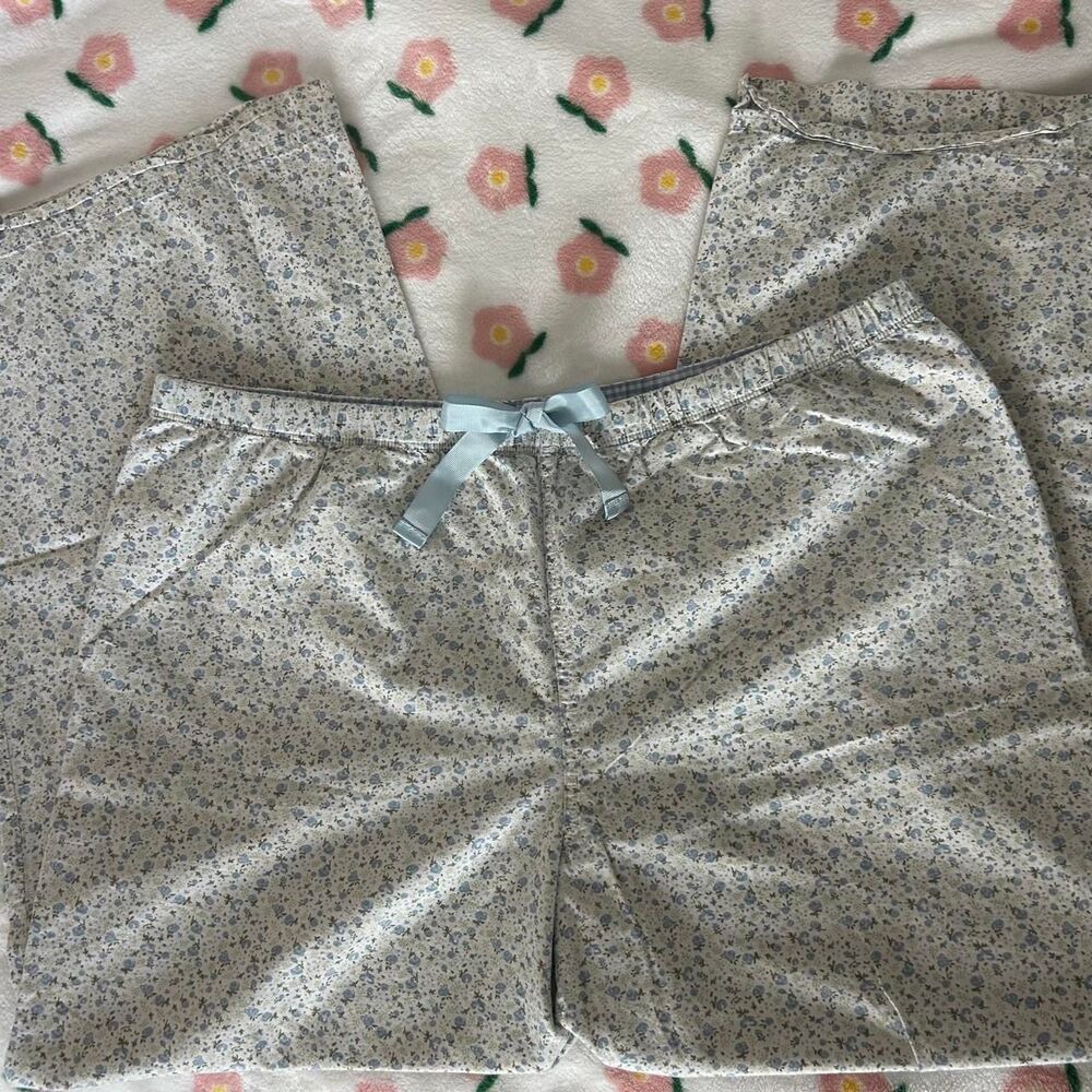 Secret-treasures Women's Blue and White Bottoms